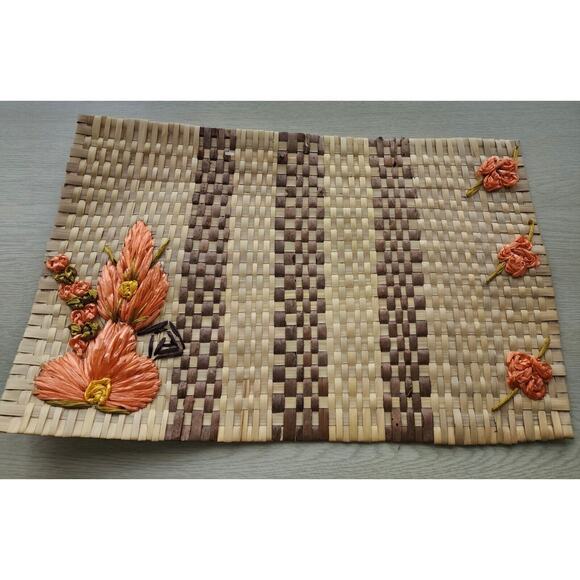 PLACEMENTS & NAPKIN HOLDERS-Mexican -Woven Straw 6 Placemats & 10 Holders - Picture 1 of 15